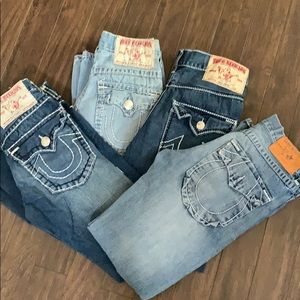 4 pairs of Men’s True Religions